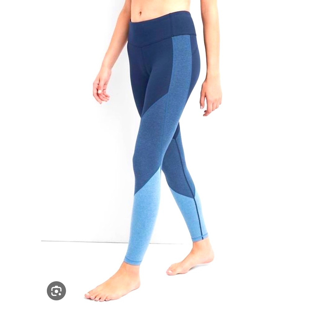 🌟2/$20 PRICE DROP🌟 NWOT! GAP FIT GFAST colorblock performance cotton LEGGINGS